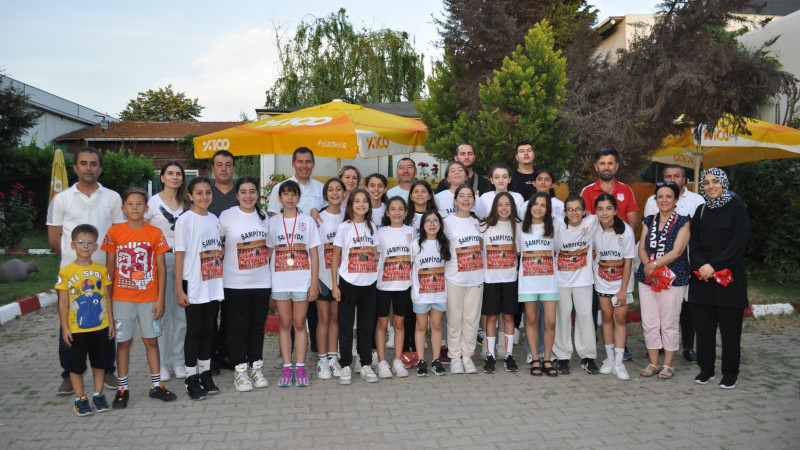 TÜRKYILMAZ ŞAMPİYONU BATI RESTAURANT’TA AĞIRLADI  