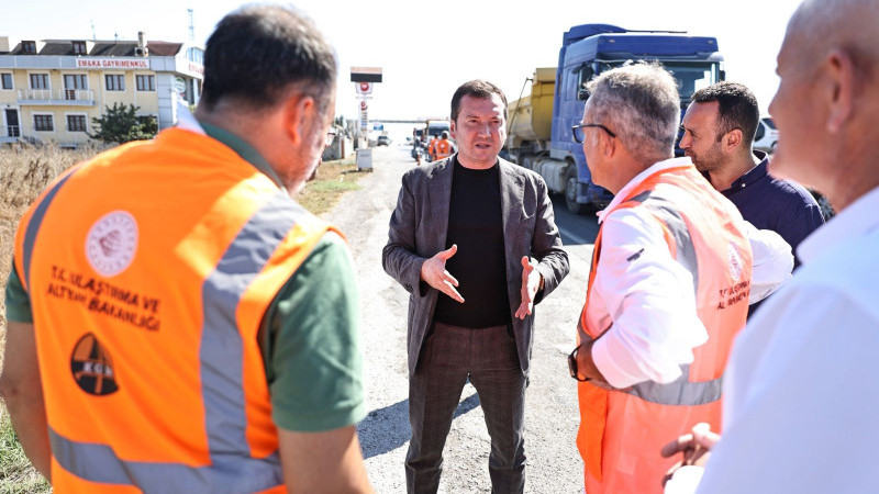 Silivri Belediye Başkanı Bora Balcıoğlu, Yol Bakım ve Onarım Çalışmalarını Ziyaret Etti 