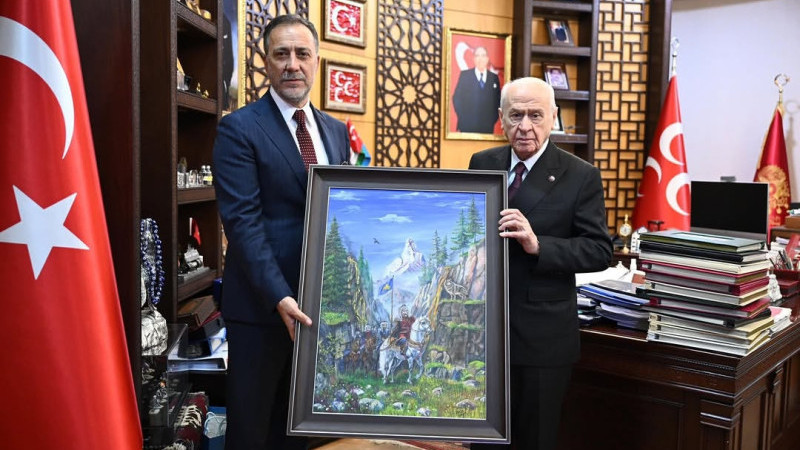 Volkan Yılmaz’dan Bahçeli’ye Anlamlı Bozkurt Hediyesi