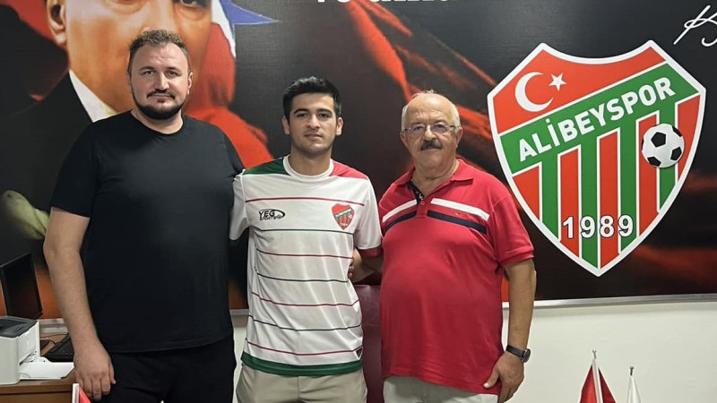 ALİBEYSPOR BOMBALARI PATLATTI 