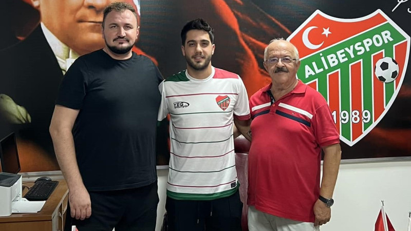 ALİBEYSPOR ÇİLEKLERİ TOPLADI