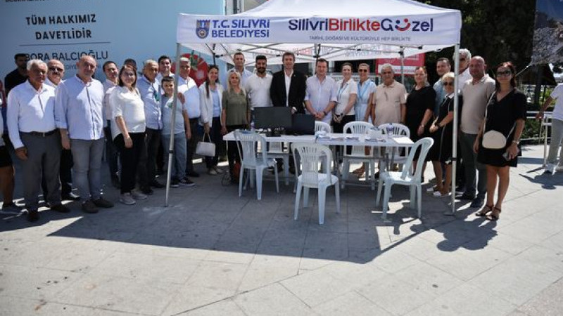 Başkan Balcıoğlu ve Çatalca Belediye Başkanı Erhan Güzel Kentsel Dönüşüm Ofisi Çadırını Ziyaret Etti