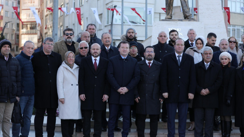 Başkan Balcıoğlu, Öğretmenler Günü Çelenk Sunma Törenine Katıldı