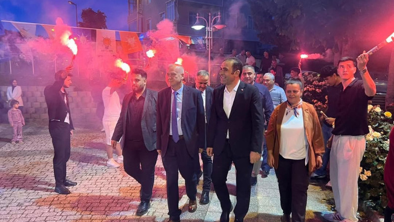 Gümüşyaka’da AK Parti Buluşması: Teşkilat Sahada Birlik Mesajı Verdi