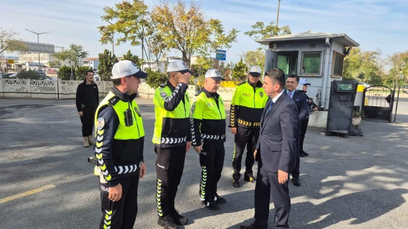 SİLİVRİ KAYMAKAMI MURAT EREN , BÖLGE TRAFİK AMİRLİĞİNİ ZİYARET ETTİ
