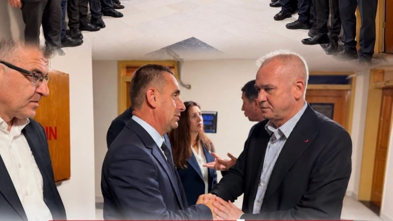 AK PARTİ’DEN MUHTARLAR DERNEĞİ’NE ZİYARET